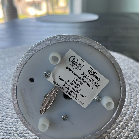 🌼Precious Moments, Disney Showcase Beauty & The Beast, Resin Music Box🌼 - Picture 4 of 4